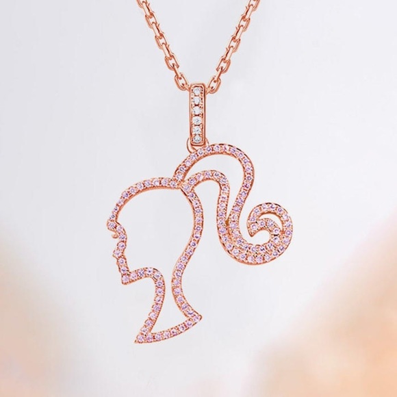 COPY - New Barbie Pendent Necklace - Picture 4 of 4